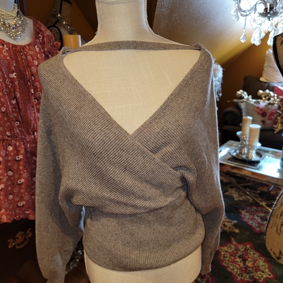 Love tree sweater - Picture 3 of 4